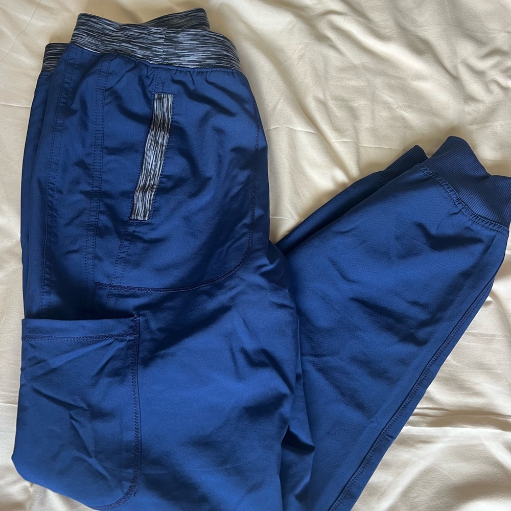 Dickies Scrub Set - Picture 4 of 7